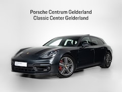 Porsche Panamera Sport Turismo - 4 E-Hybrid