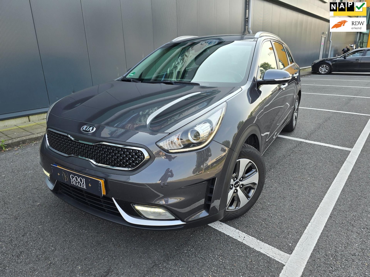 Kia Niro - 1.6 GDi Hybrid DynamicLine LEDER LED NAP - AutoWereld.nl