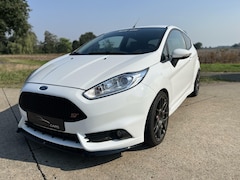 Ford Fiesta - ST 210pk full milltek uitlaat Maxton pakket