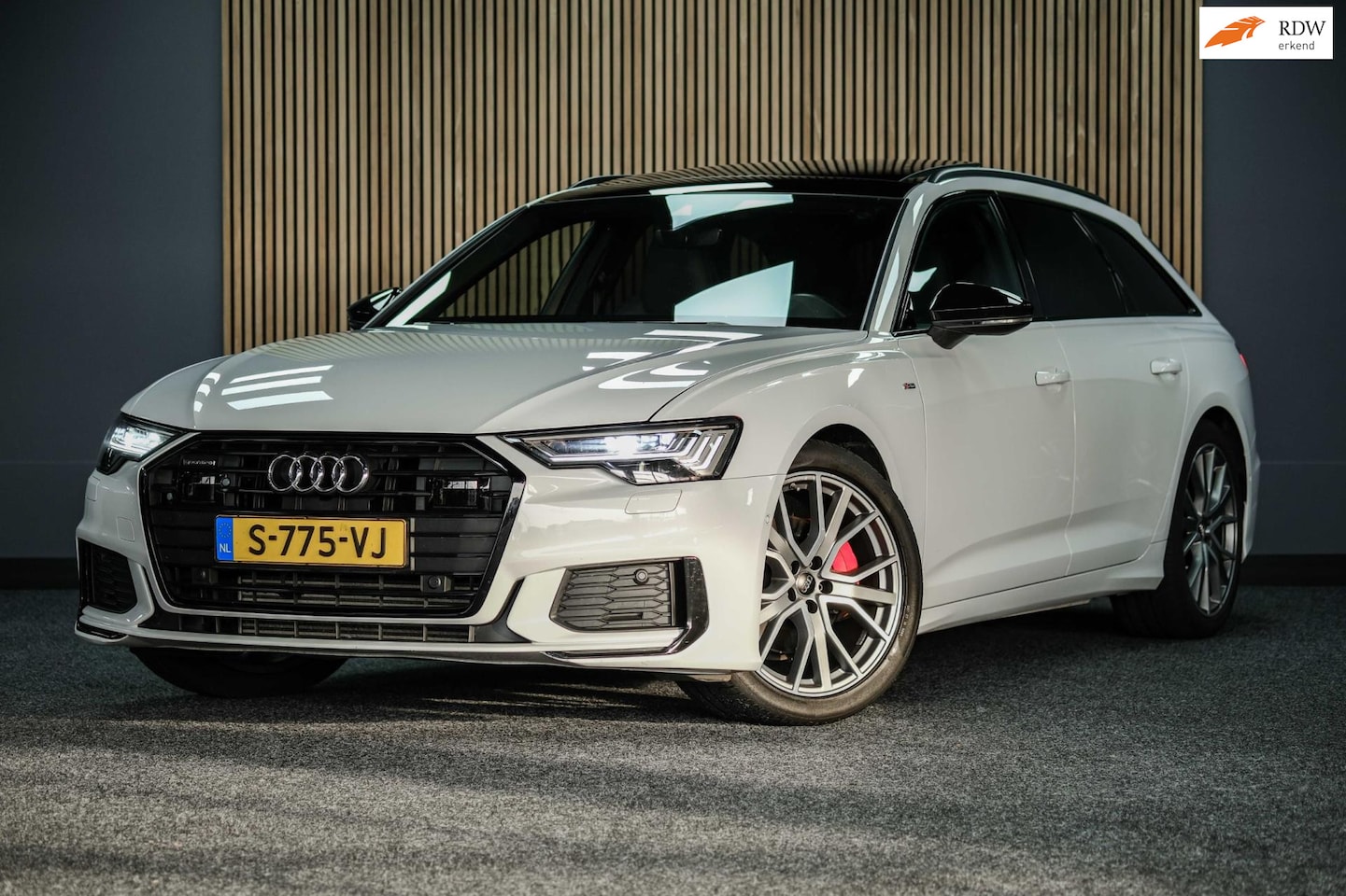 Audi A6 Avant - 45 TFSI quattro | Pano | Matrix | S-line - AutoWereld.nl