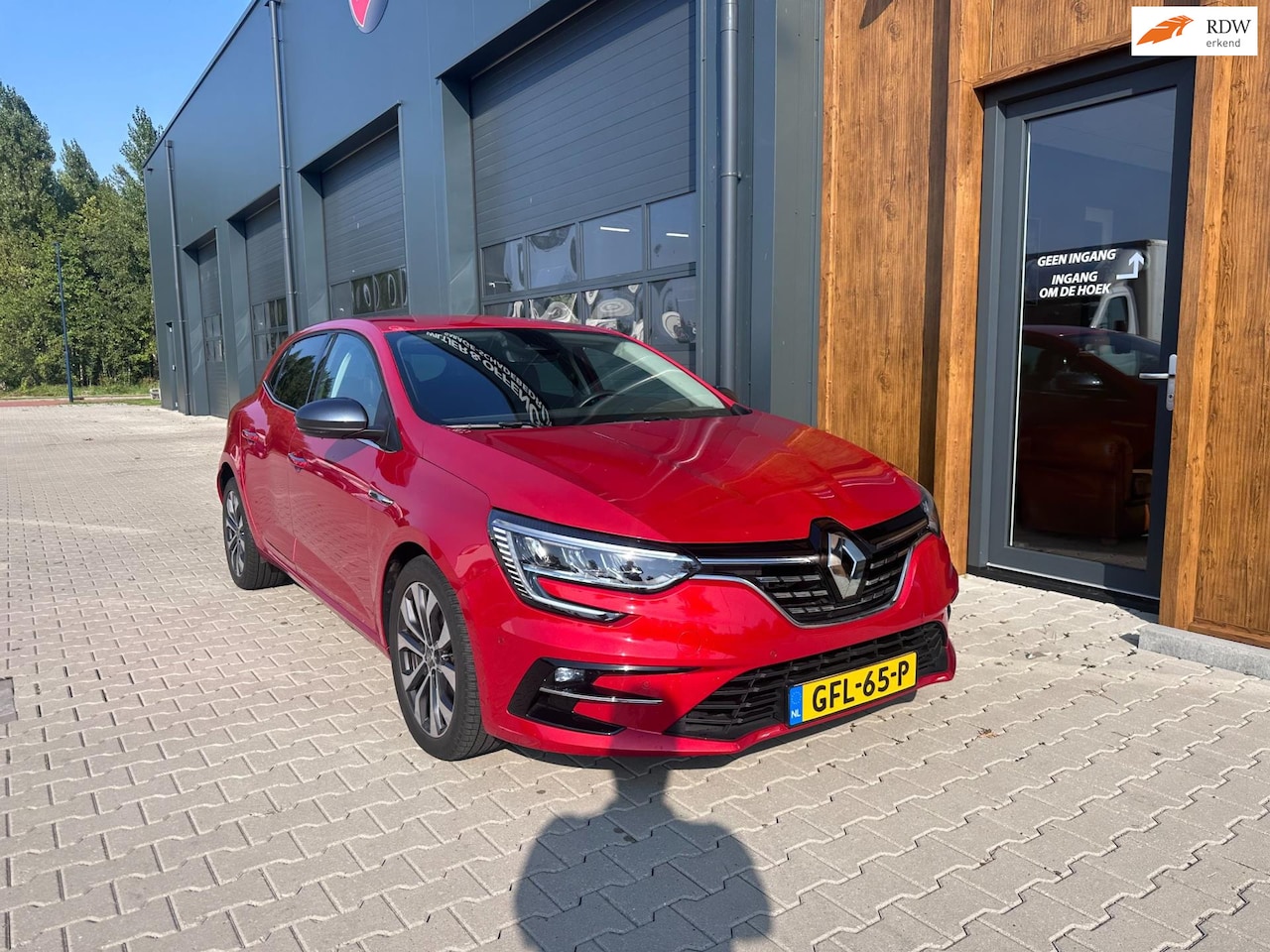 Renault Mégane E-Tech - PLUG-IN HYBRID Virtual dashboard, camera. 24486km - AutoWereld.nl