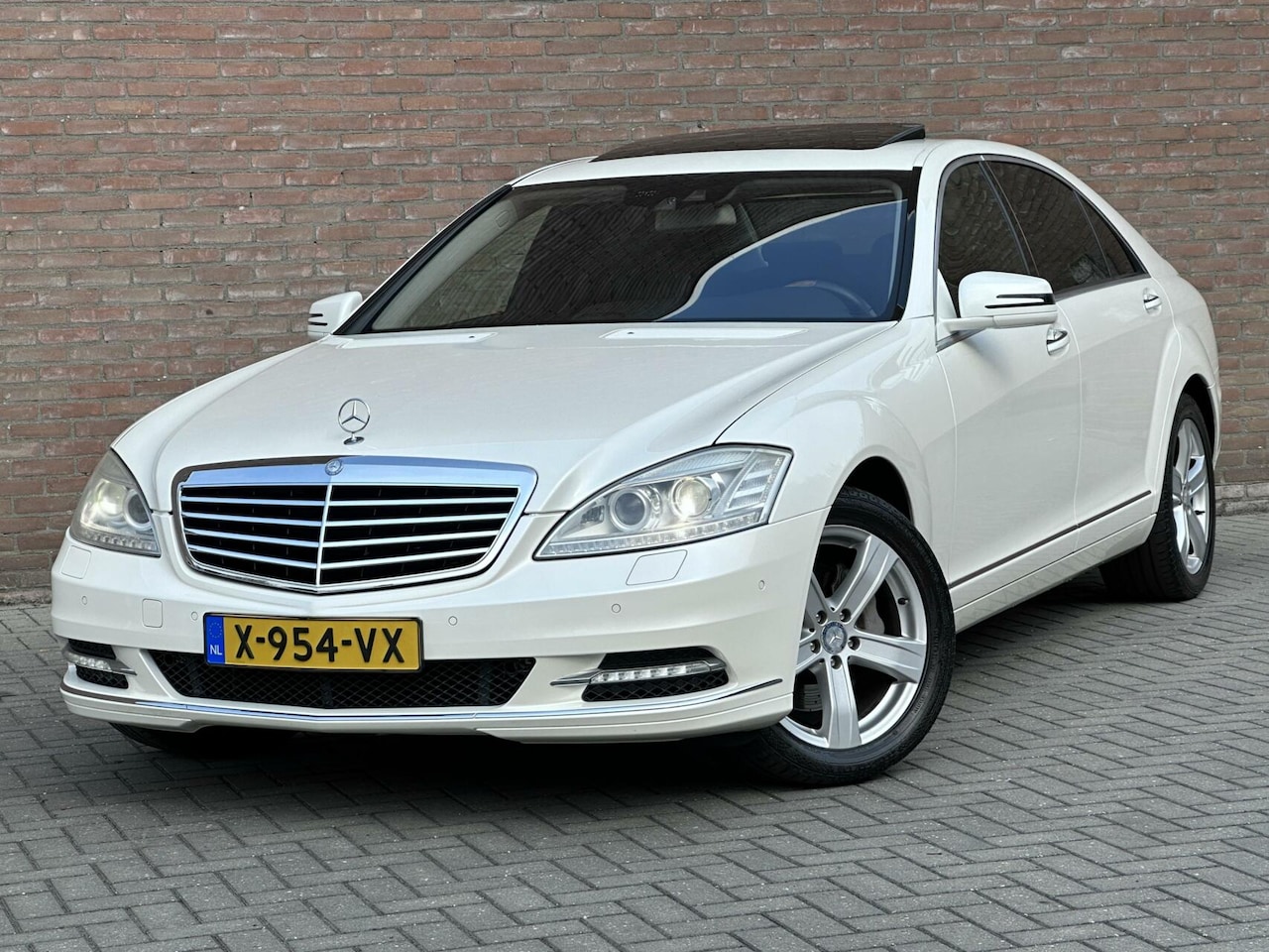 Mercedes-Benz S-klasse - 400 Lang 86DKM - Schuifdak - Youngtimer - Facelift - AutoWereld.nl