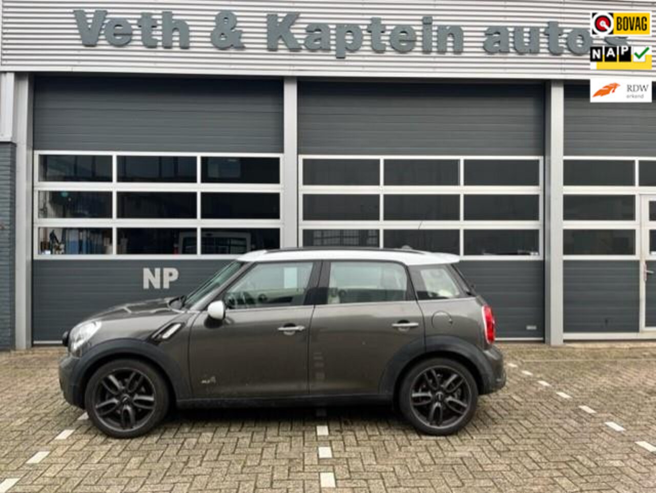 MINI Countryman - 1.6 Cooper S ALL4 Chili 1.6 Cooper S ALL4 Chili - AutoWereld.nl