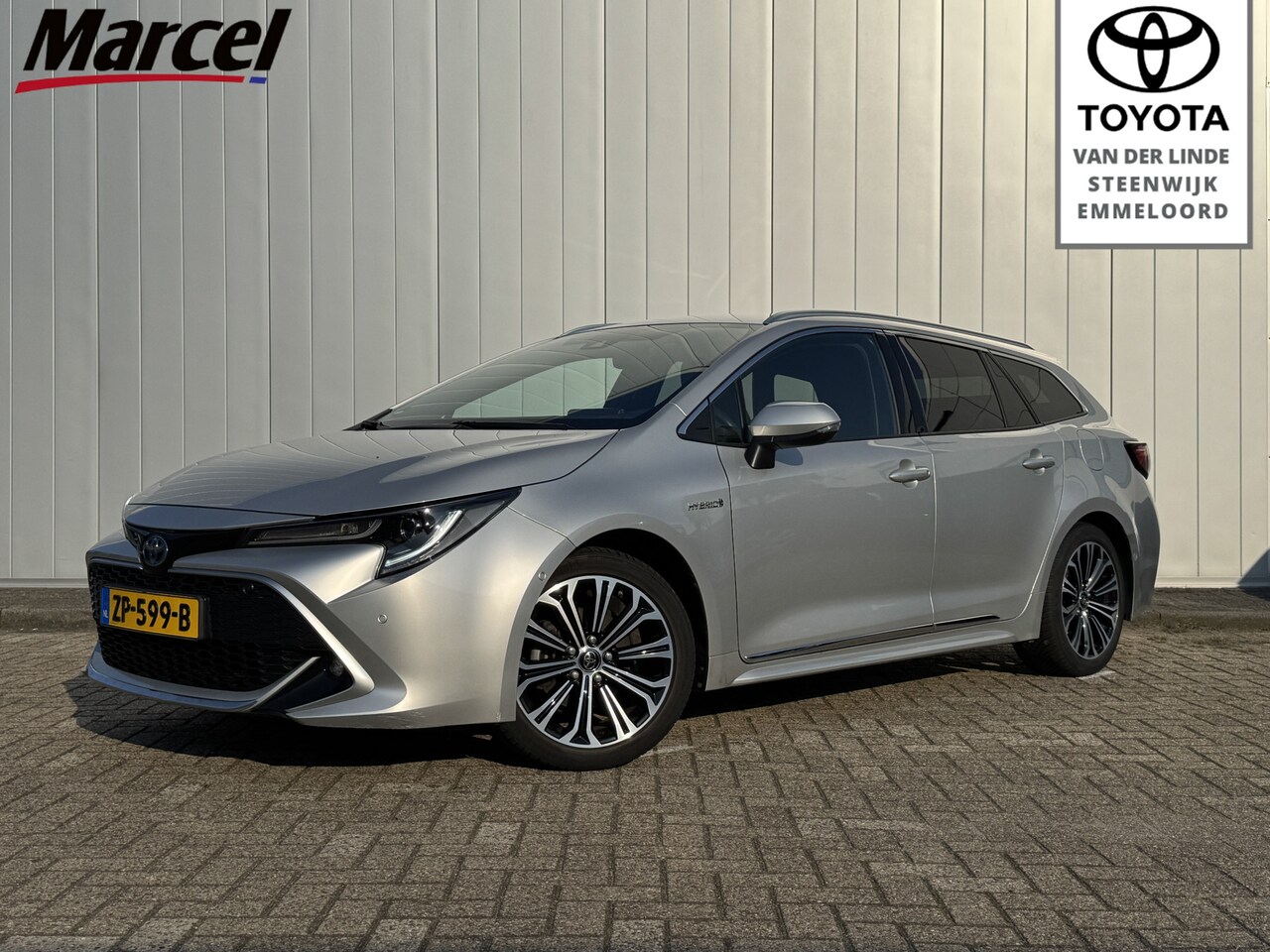 Toyota Corolla Touring Sports - 1.8 Hybrid Executive Trekhaak HUD Cruise PDC Navi Stoel verwarming - AutoWereld.nl