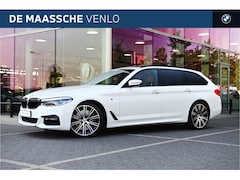 BMW 5-serie Touring - 540i xDrive High Executive M Sport Automaat / Panoramadak / Trekhaak / Head-up Display / P