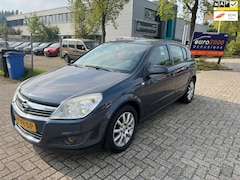 Opel Astra - 1.6 Temptation - AIRCO - 5 DEURS - NETJES