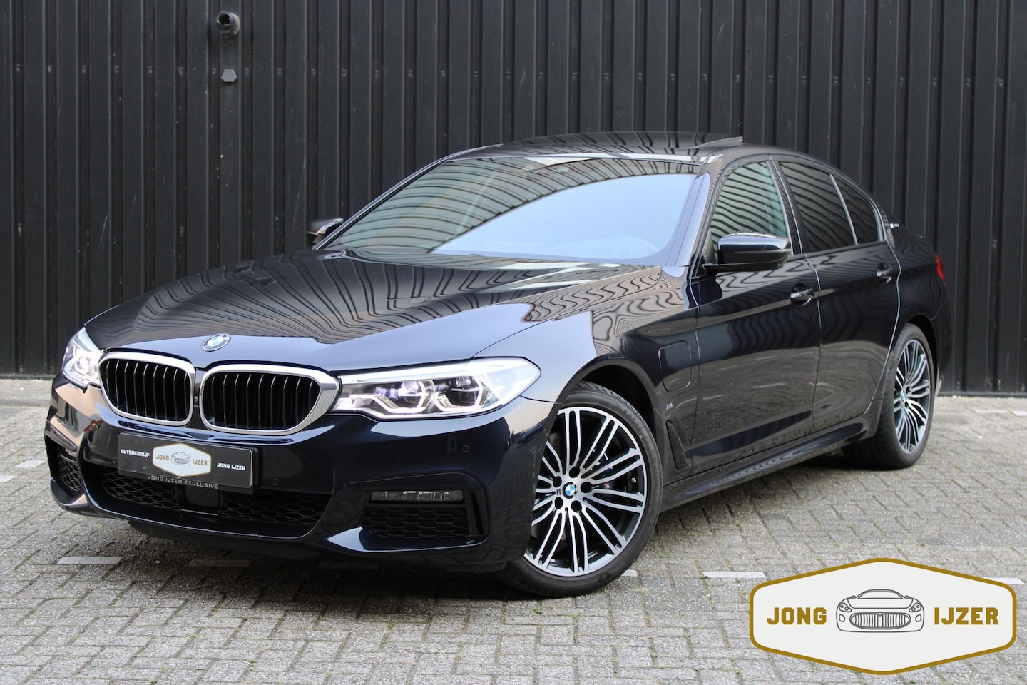 BMW 5-serie - 530 e xDrive iPerformance M PAKKET BOM VOL! - AutoWereld.nl