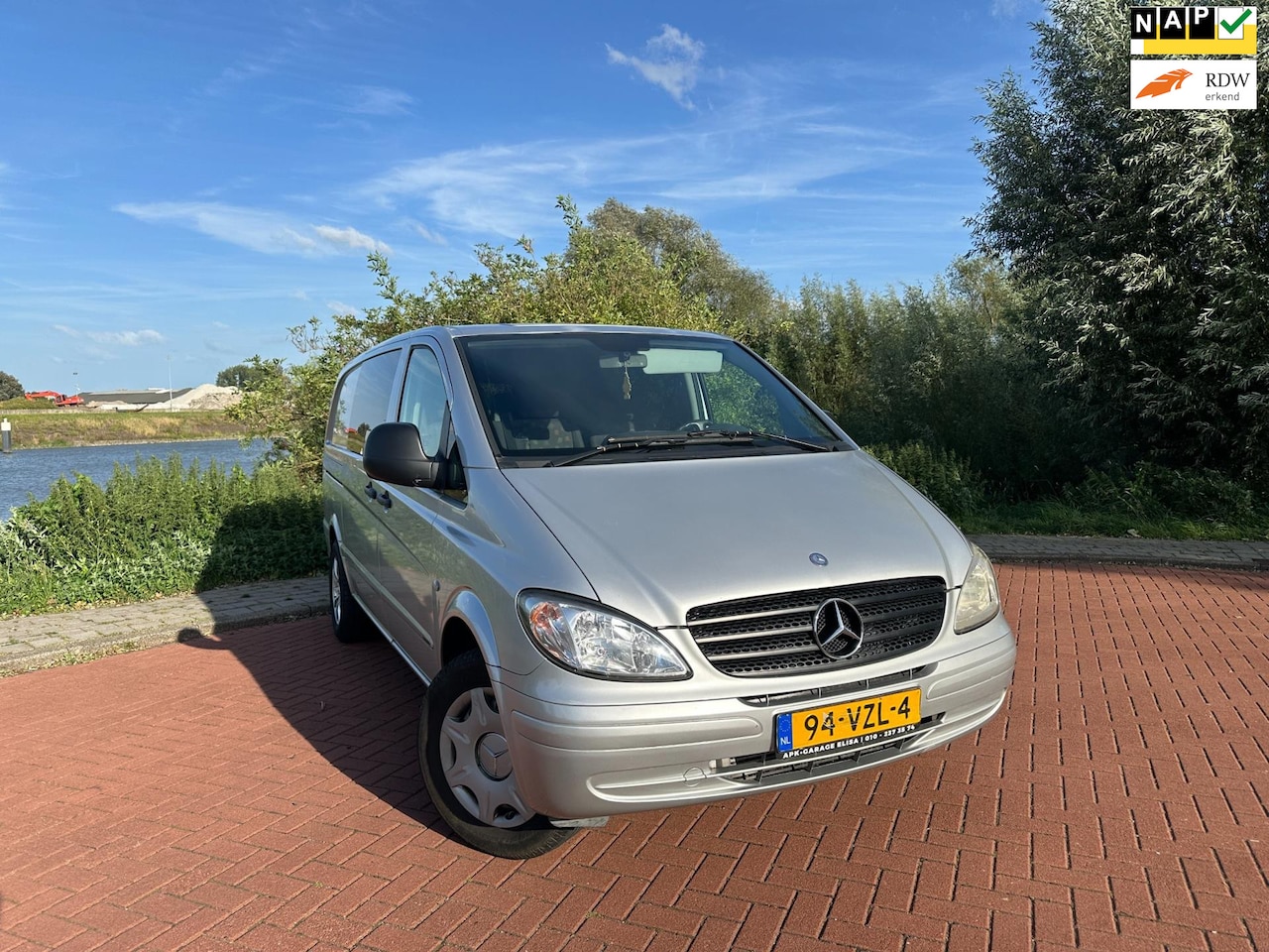 Mercedes-Benz Vito - 111 CDI 320 Lang DC luxe Amigo 6P/Airco/Automaat - AutoWereld.nl