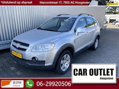 Chevrolet Captiva - 2.4i Style 2WD 7p. A/C, Navi, Carkit, LM, Afn.Trekh, – Inruil Mogelijk –