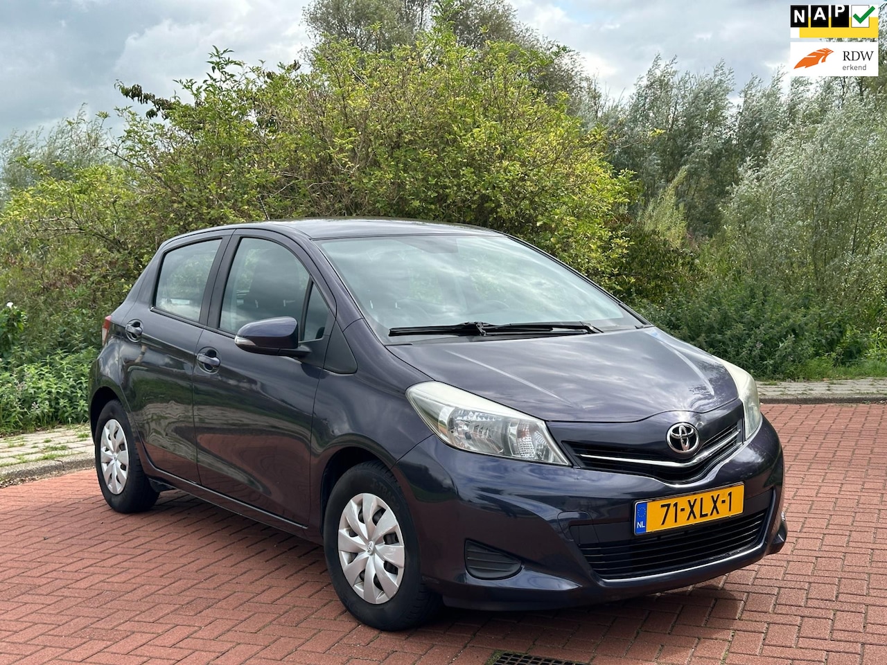 Toyota Yaris - 1.0 VVT-i Aspiration Airco/Nap - AutoWereld.nl