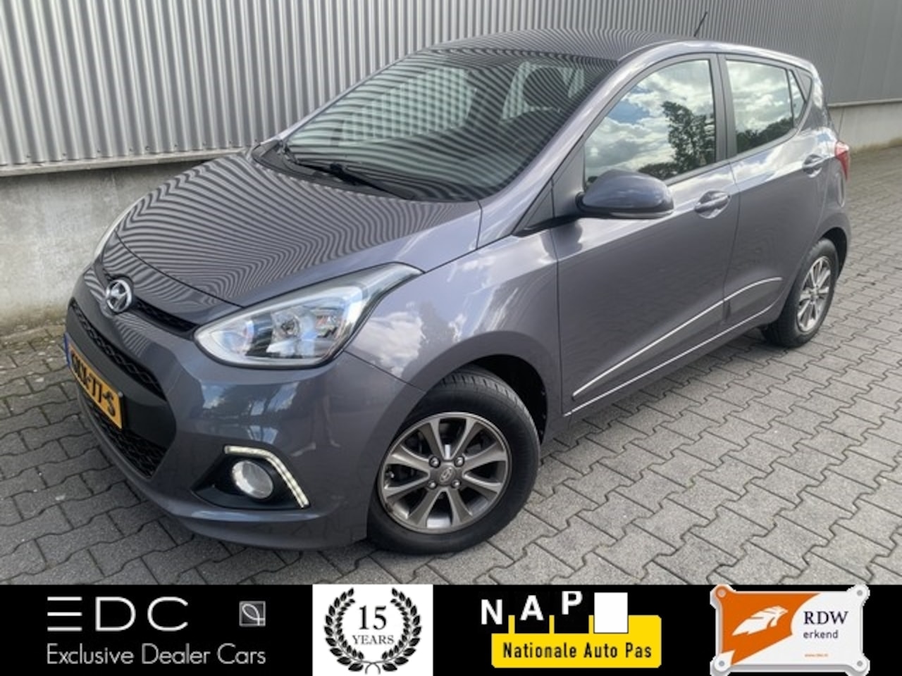 Hyundai i10 - 1.0i Automaat | Parkeersensoren | Airco | LM-Velgen Etc. 38.000 km - AutoWereld.nl