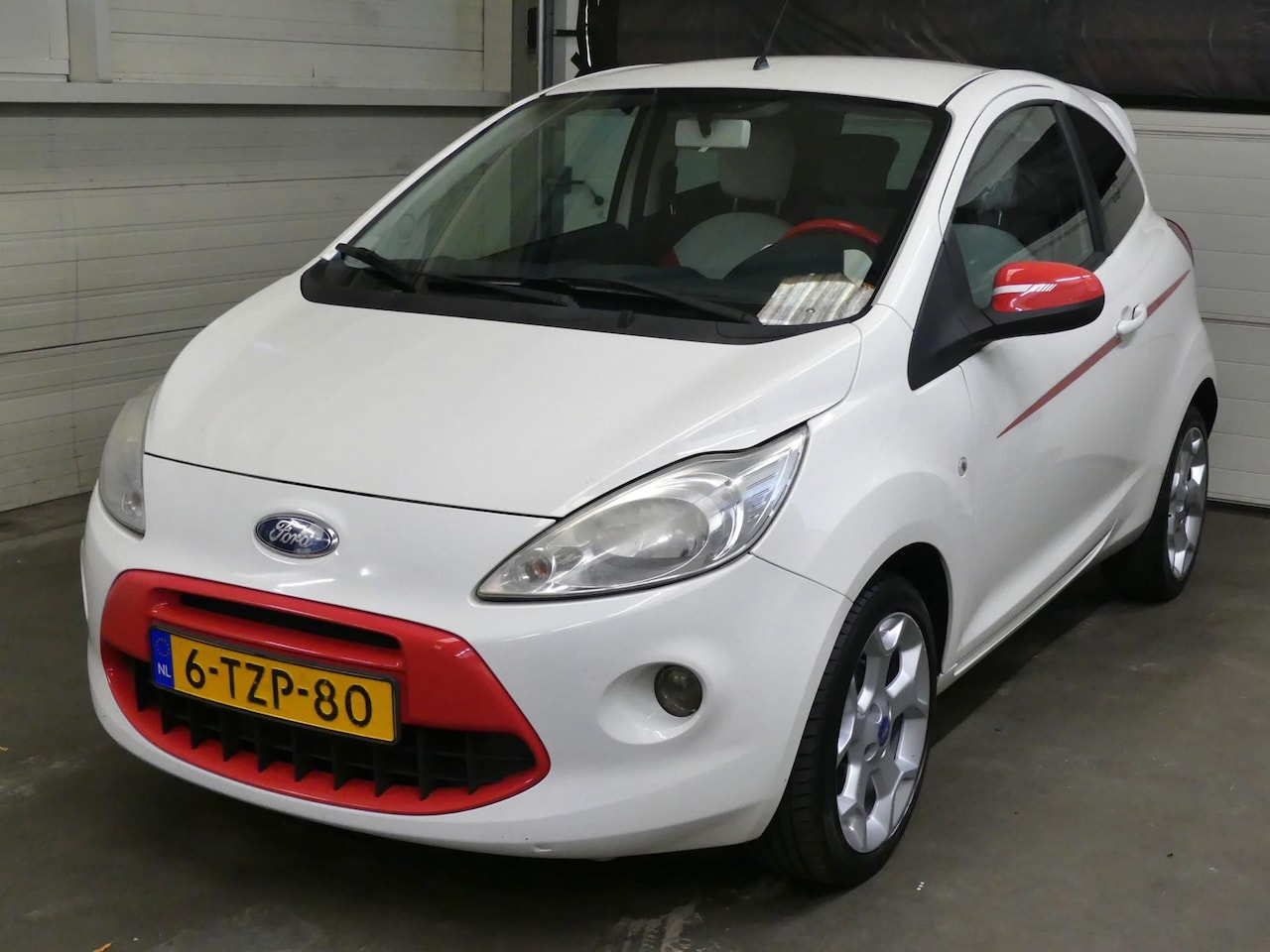 Ford Ka - 1.2 - Airco - Lichtmetalen velgen - Mooie auto! - AutoWereld.nl