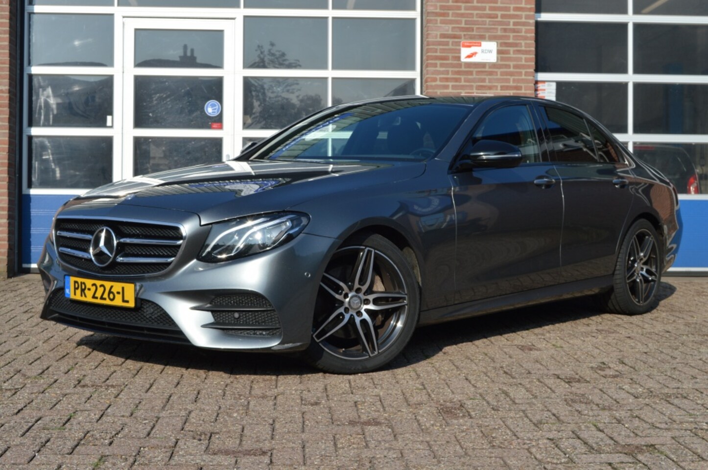 Mercedes-Benz E-klasse - 200AMG | AUT - WIDE.SCRN - CAMERA - AutoWereld.nl