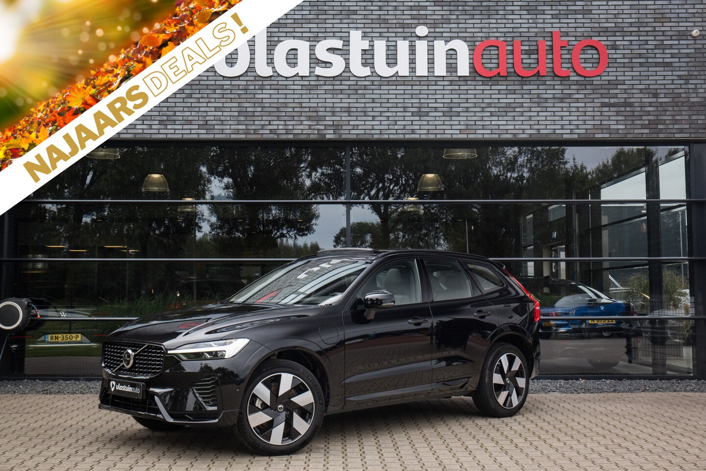 Volvo XC60 - 2.0 Recharge T8 AWD Ultimate Dark 2.0 Recharge T8 AWD Ultimate Dark , Pano, Harman/Kardon, 360-camera - AutoWereld.nl