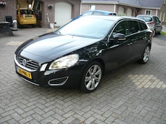 Volvo V60 - 2.0T Summum