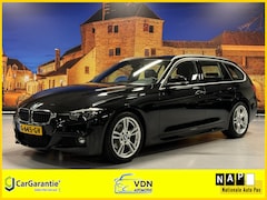 BMW 3-serie Touring - 318i M-Sport Edition Automaat Leer Navi LED