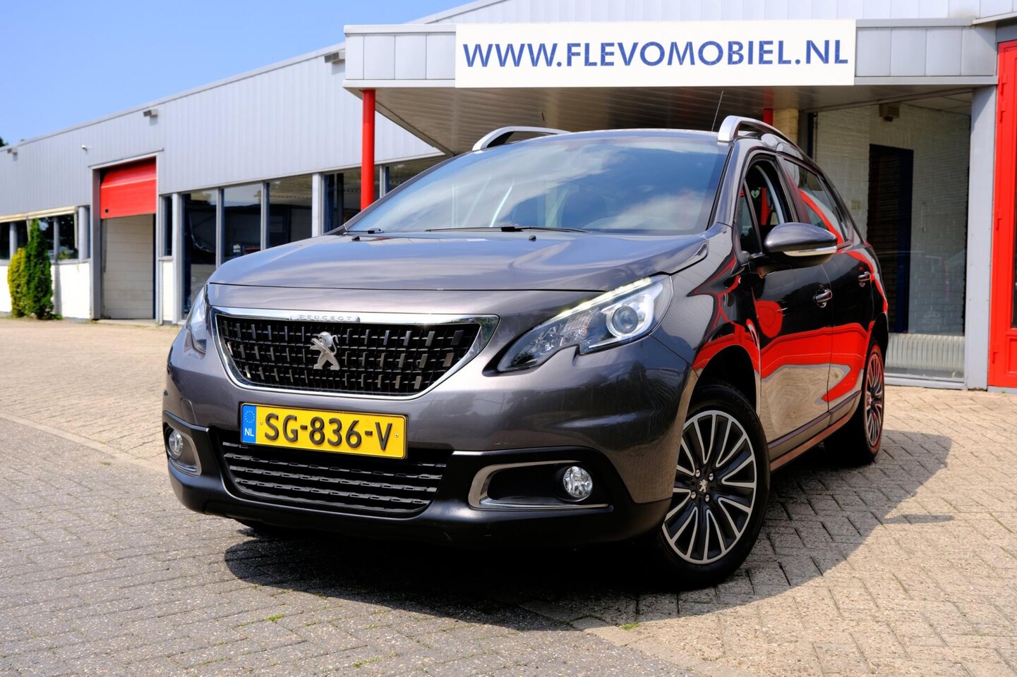 Peugeot 2008 - 1.6 BlueHDi Blue Lease Navi|1e Eig|Airco|Cruise - AutoWereld.nl