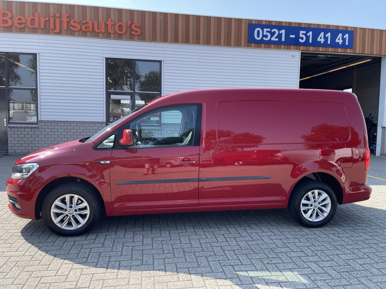 Volkswagen Caddy Maxi - 2.0 TDI 102pk L2H1 BMT Maxi Highline / vaste prijs rijklaar € 11.950 ex btw / euro 6 / lea - AutoWereld.nl