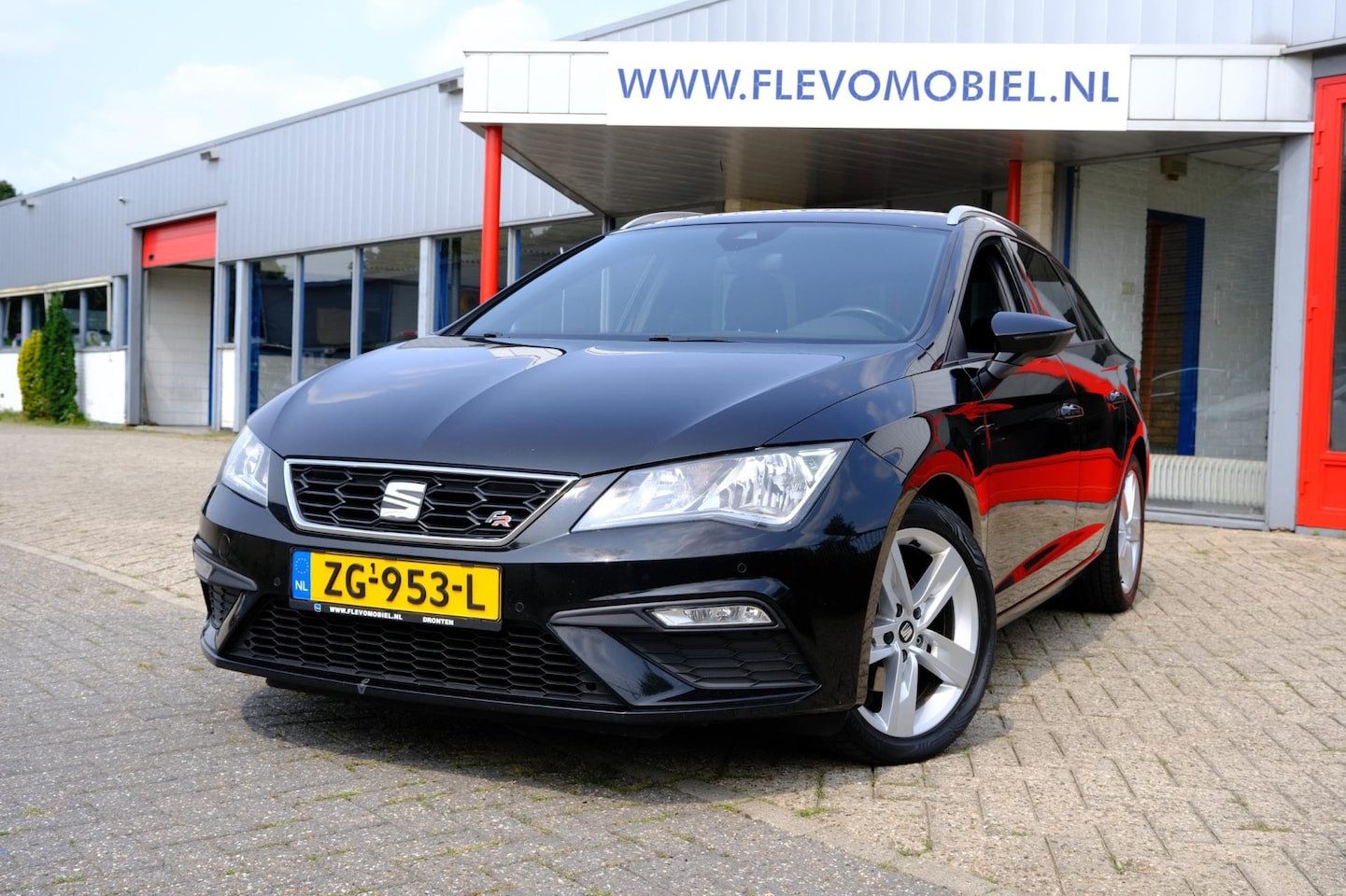 Seat Leon ST - 1.5 TSI FR Business Intense Navi - AutoWereld.nl