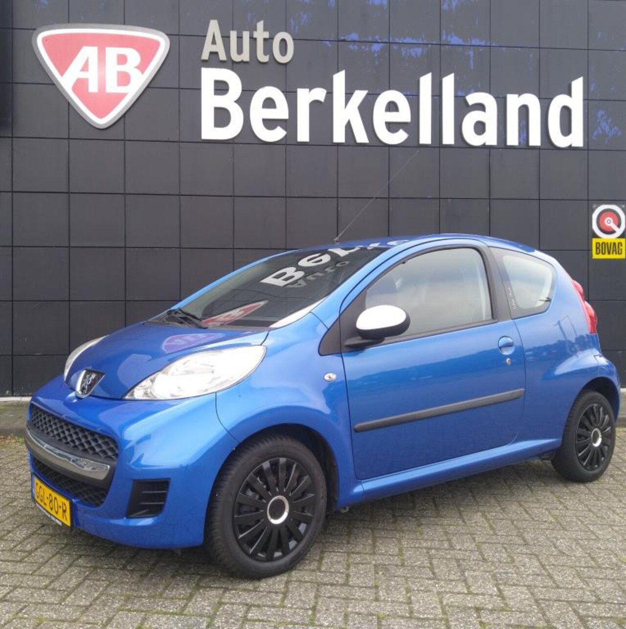 Peugeot 107 - 1.0 12V Uban Move Airco / Elektrisch pakket - AutoWereld.nl