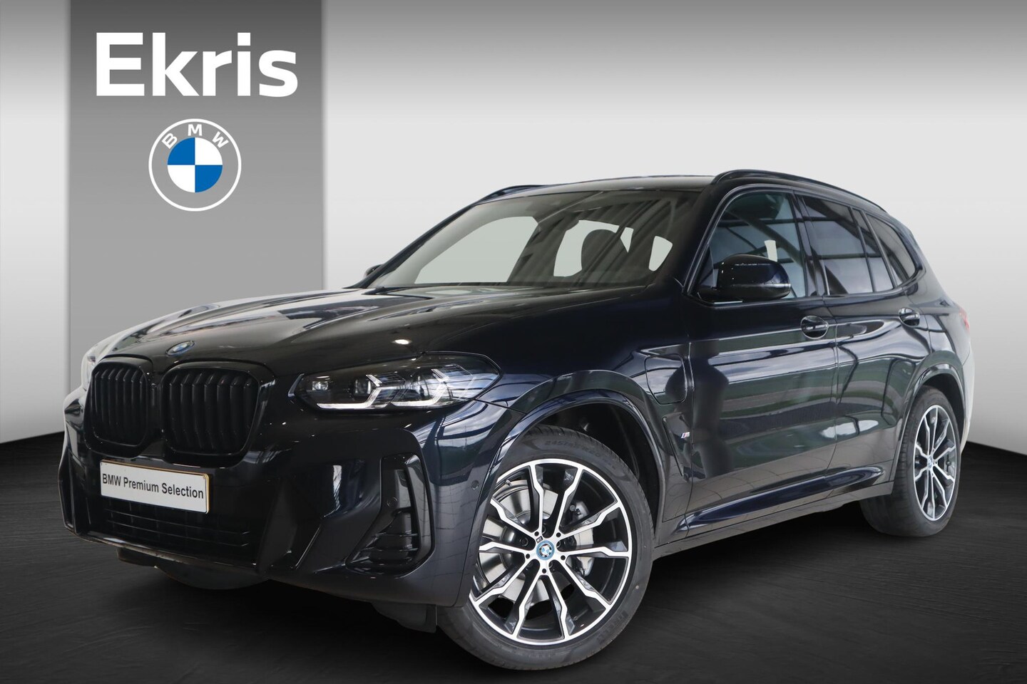 BMW X3 - xDrive30e High Executive | M-Sportpakket | Panoramadak | Comfort Access  | Elektr. Trekhaa - AutoWereld.nl