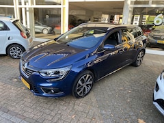 Renault Mégane Estate - 1.3 TCe Bose CAMERA NAVIGATIE GROOT SCHERM TREKHAAK LICHTM.VELGEN