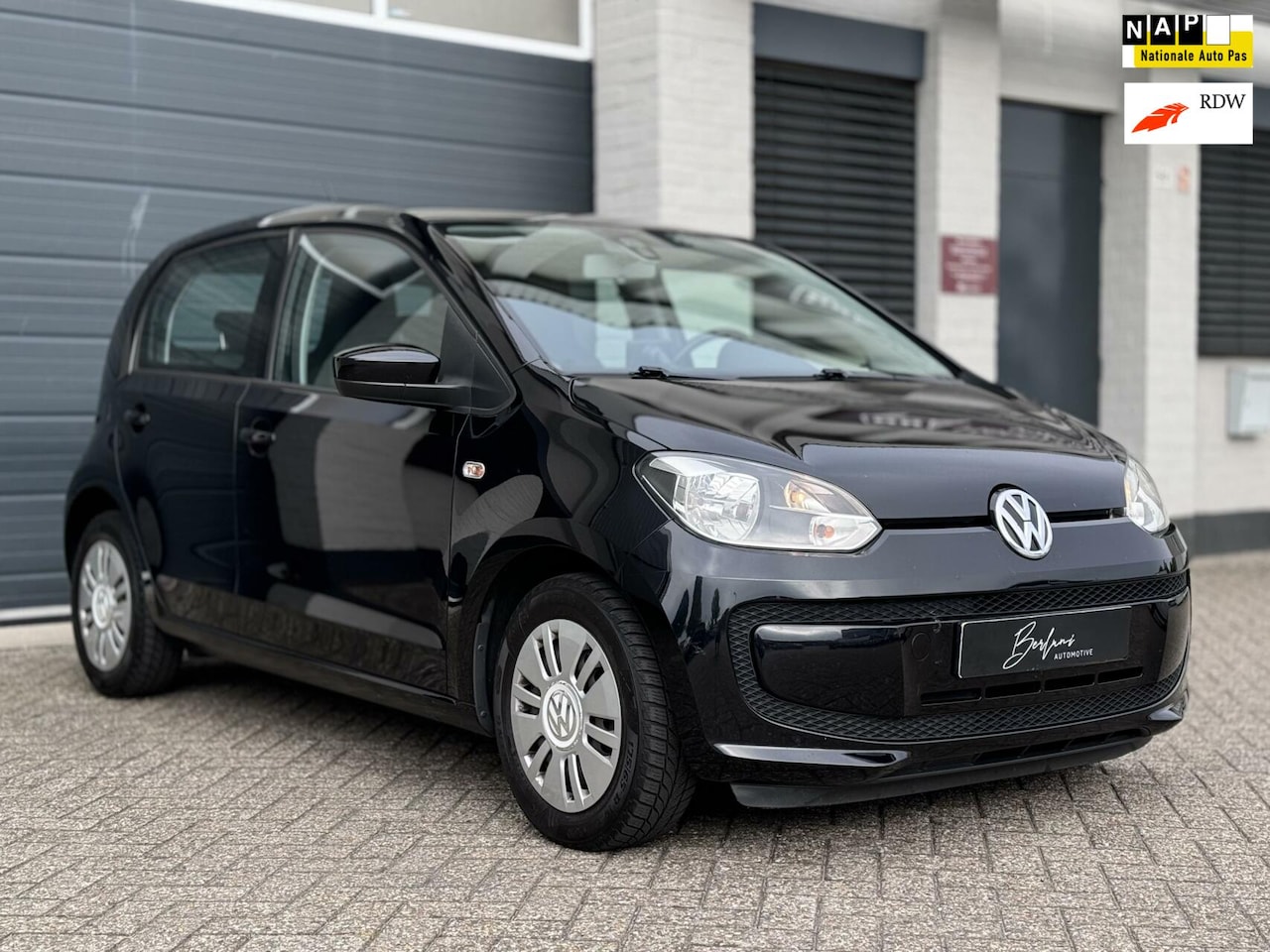 Volkswagen Up! - 1.0 move up! BlueMotion AIRCO|NAVI|PDC|ORG NL - AutoWereld.nl