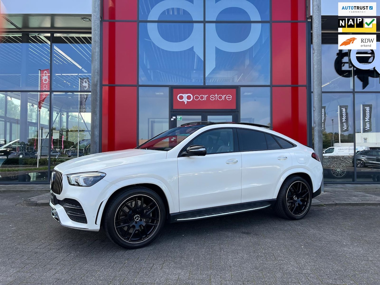 Mercedes-Benz GLE-Klasse Coupé - GLE 350e Memory seats | Panorama | Burmester | Luchtvering | Head-Up | Stoelverwarming/ven - AutoWereld.nl