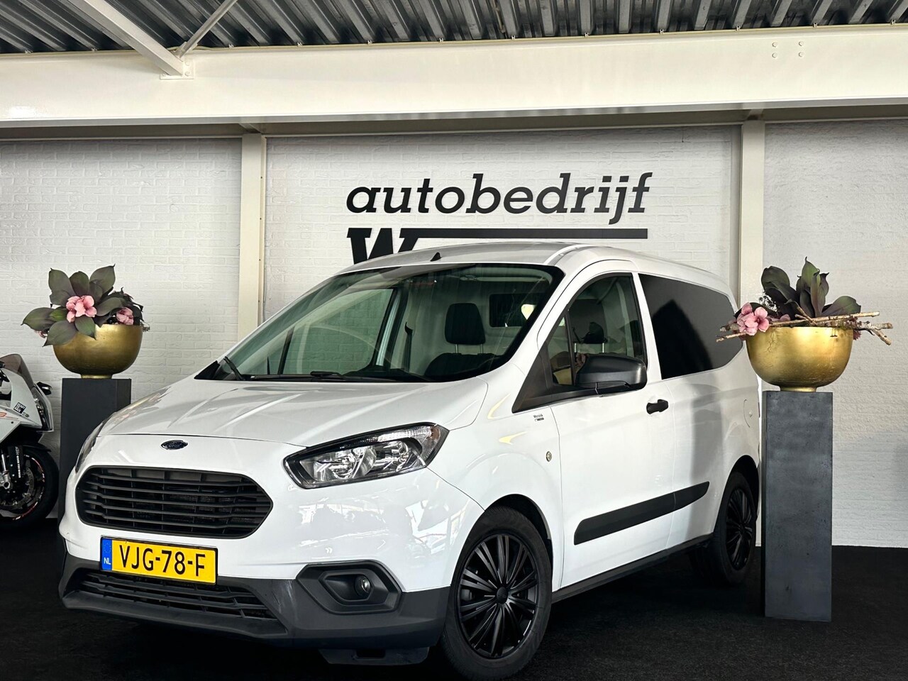 Ford Transit Courier - 1.5 TDCI Trend Duratorq S&S - AutoWereld.nl