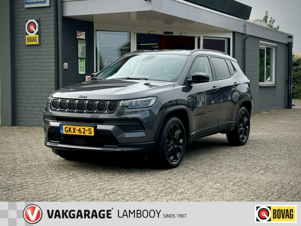 Jeep Compass - 1.5T e-Hybrid Night Eagle Automaat Half-leder Camera Carplay DAB - AutoWereld.nl