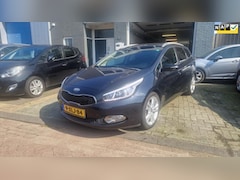 Kia Cee'd Sportswagon - 1.6 GDI BusinessLine 161743Km