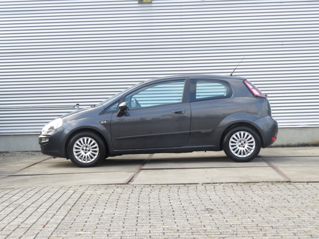 Fiat Punto Evo - 1.4 Business - AutoWereld.nl