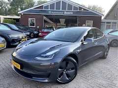 Tesla Model 3 - RWD Plus Trekhaak, Camera, Pano-dak