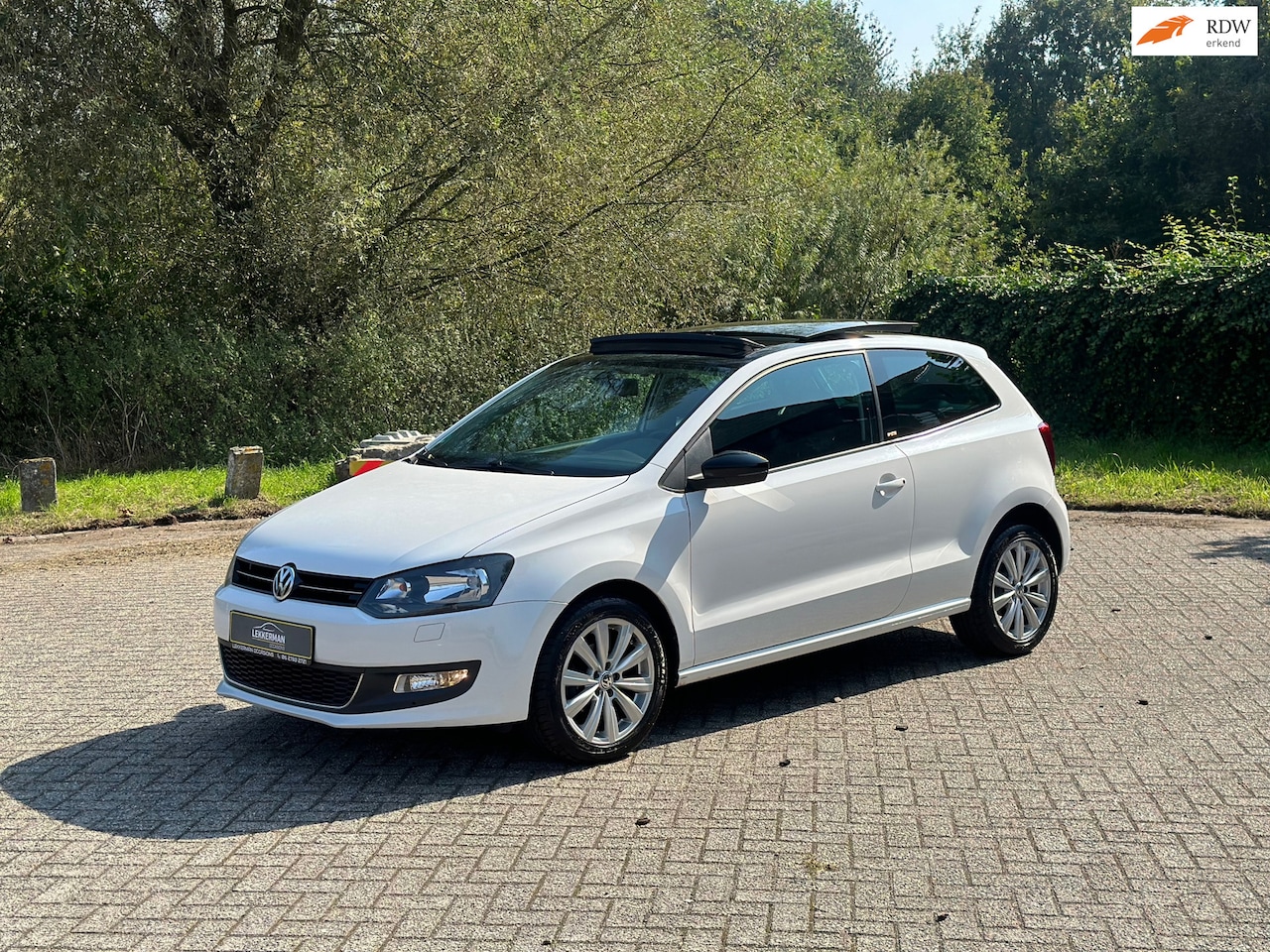 Volkswagen Polo - 1.2 TSI Highline 105PK I PANO I CRUISE I CLIMA I 94.659KM! - AutoWereld.nl