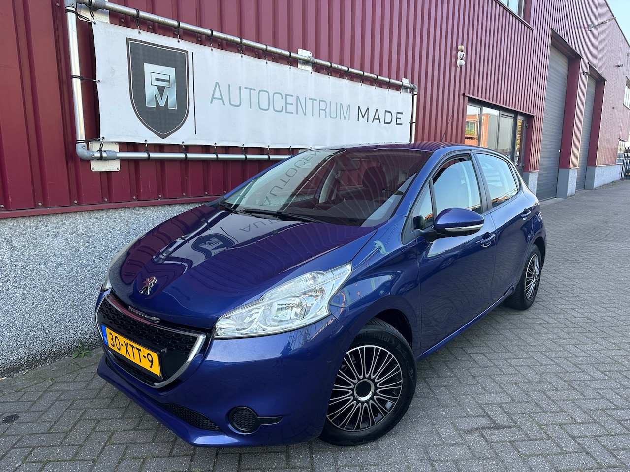 Peugeot 208 - 1.2 VTi Active // Airco // 5-deurs // Cruise control - AutoWereld.nl