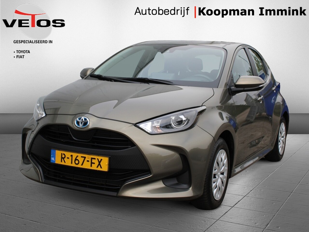 Toyota Yaris - 1.5 Hyb. Active + Navigatie - AutoWereld.nl