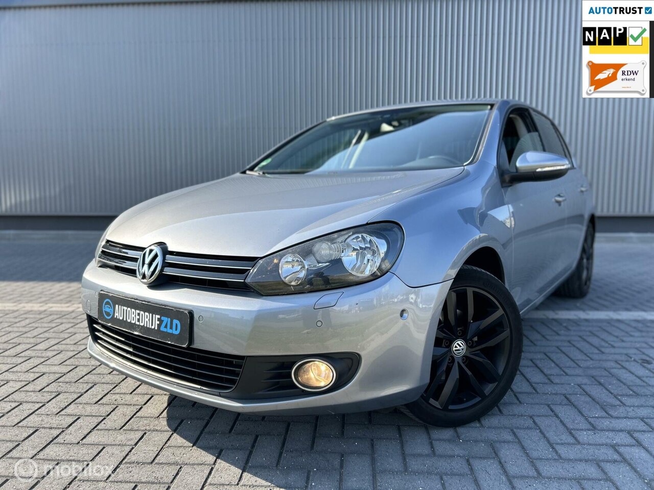 Volkswagen Golf - 1.2 TSI TEAM/APK/CRUISE CONTR./AIRCO/NAVI/ - AutoWereld.nl