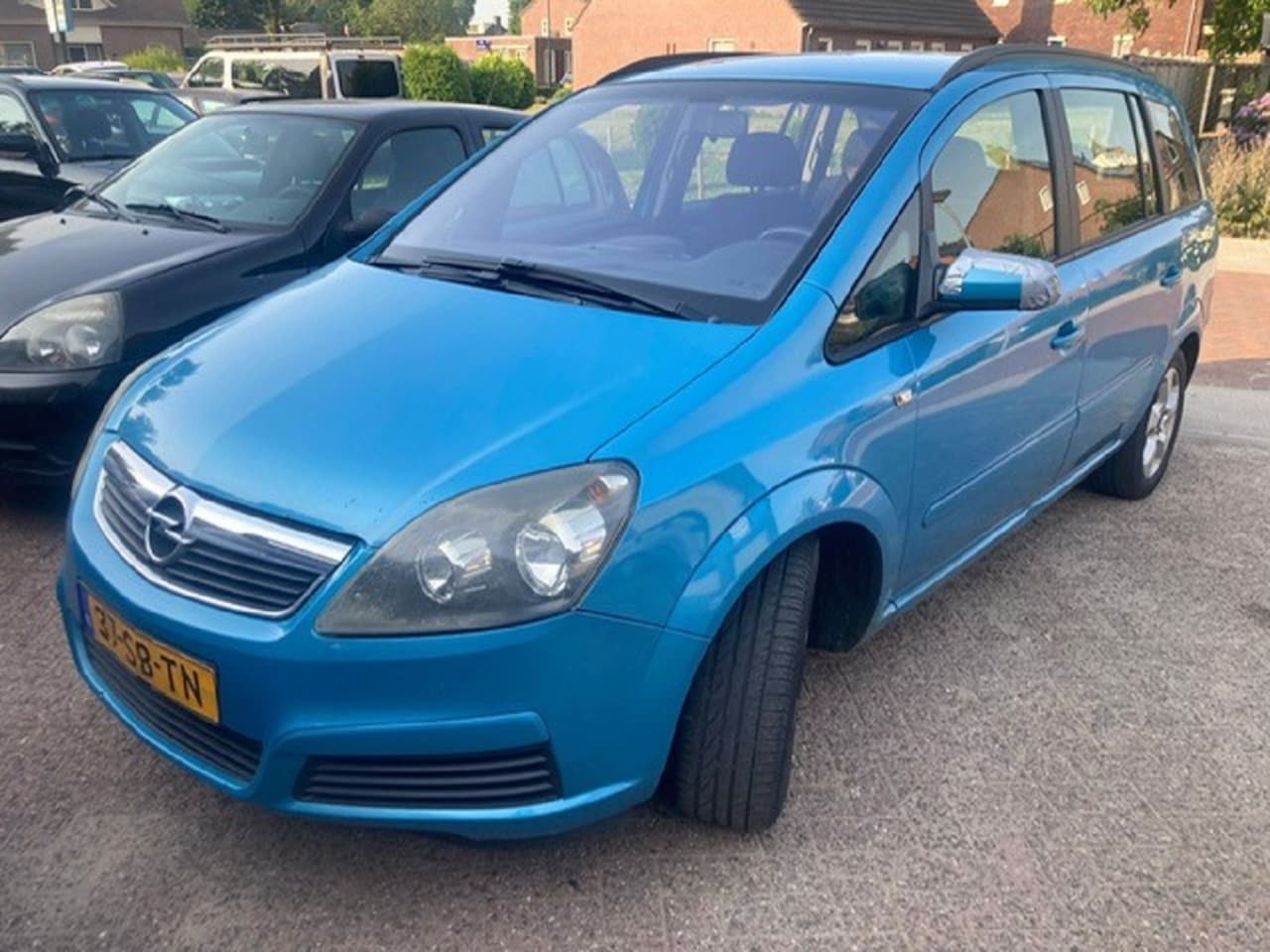 Opel Zafira - 1.9 CDTi Enjoy Loopt op noodloop, niet bieden, eerst bellen - AutoWereld.nl