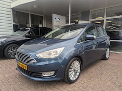 Ford C-Max - 125pk Titanium Navi Camera Parking pack Trekhaak Voorruitverwarming Dealeronderhouden