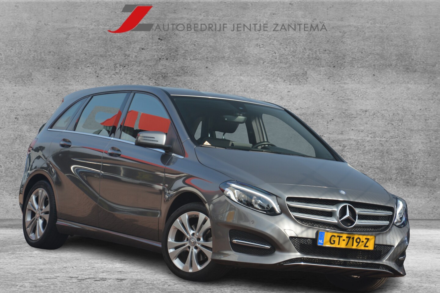 Mercedes-Benz B-klasse - 180 Ambition | Navigatie | Xenon | Cruise-control | Half-Leder | PDC | NL auto!! | - AutoWereld.nl