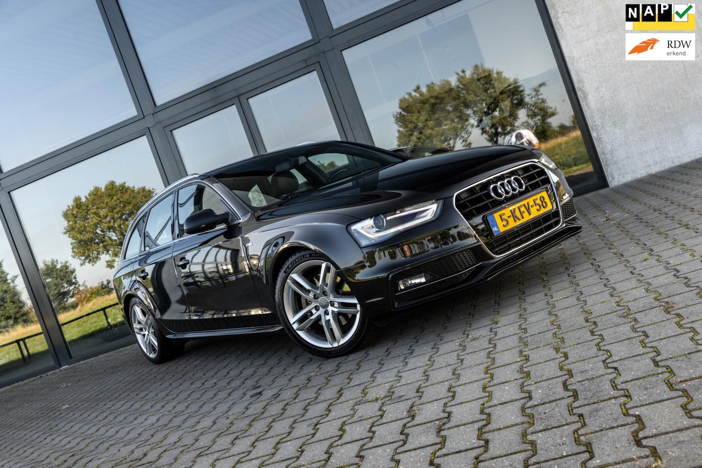 Audi A4 Avant - 3.0 TDI S Edition (204pk) 2x S-Line XENON MMI DSP - AutoWereld.nl