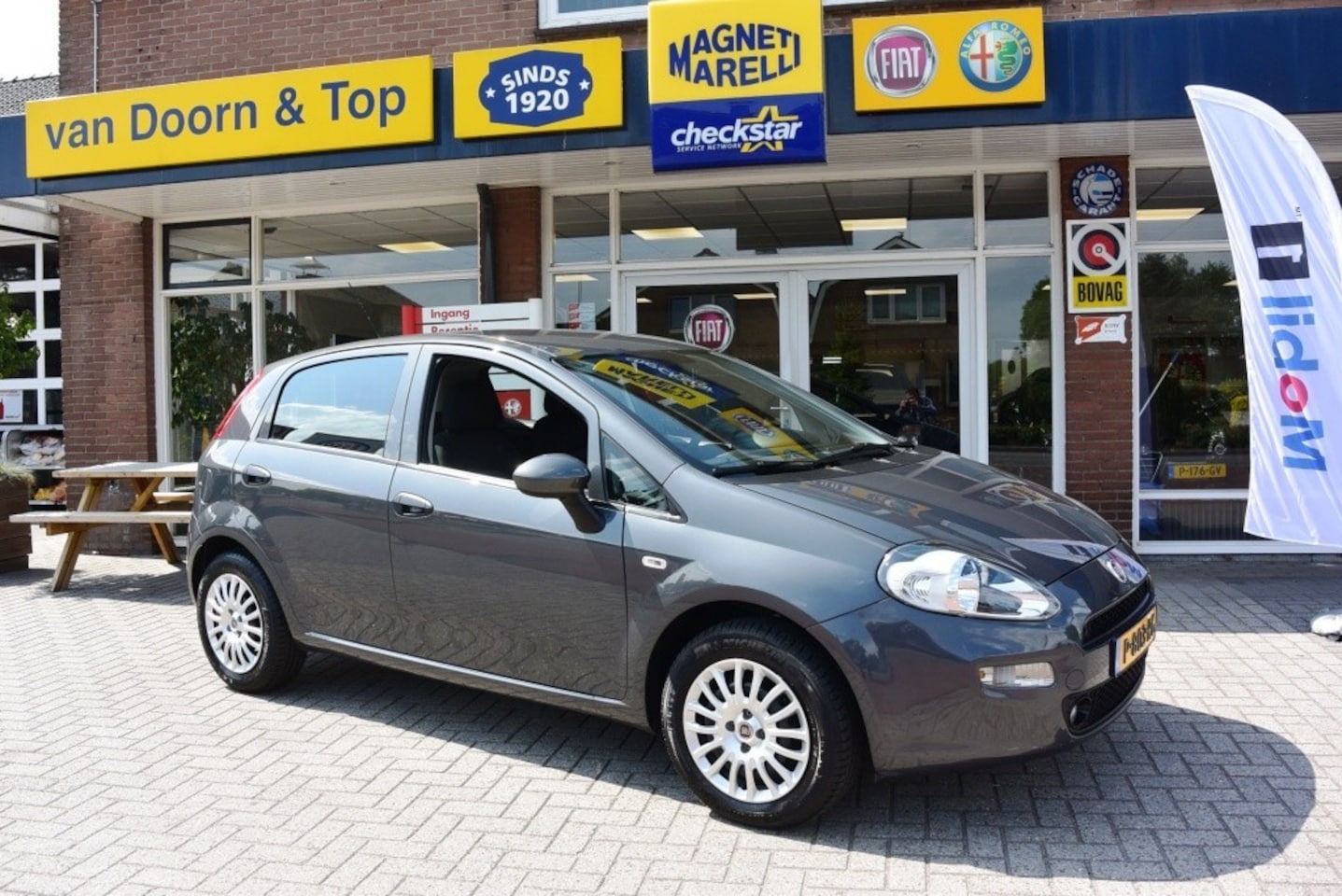 Fiat Punto - 1.2 Young 1.2 YOUNG - AutoWereld.nl