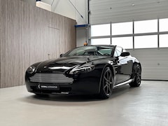 Aston Martin V8 Vantage - 4.3 V8 - HANDGESCHAKELD - ALCANTARA DAKHEMEL