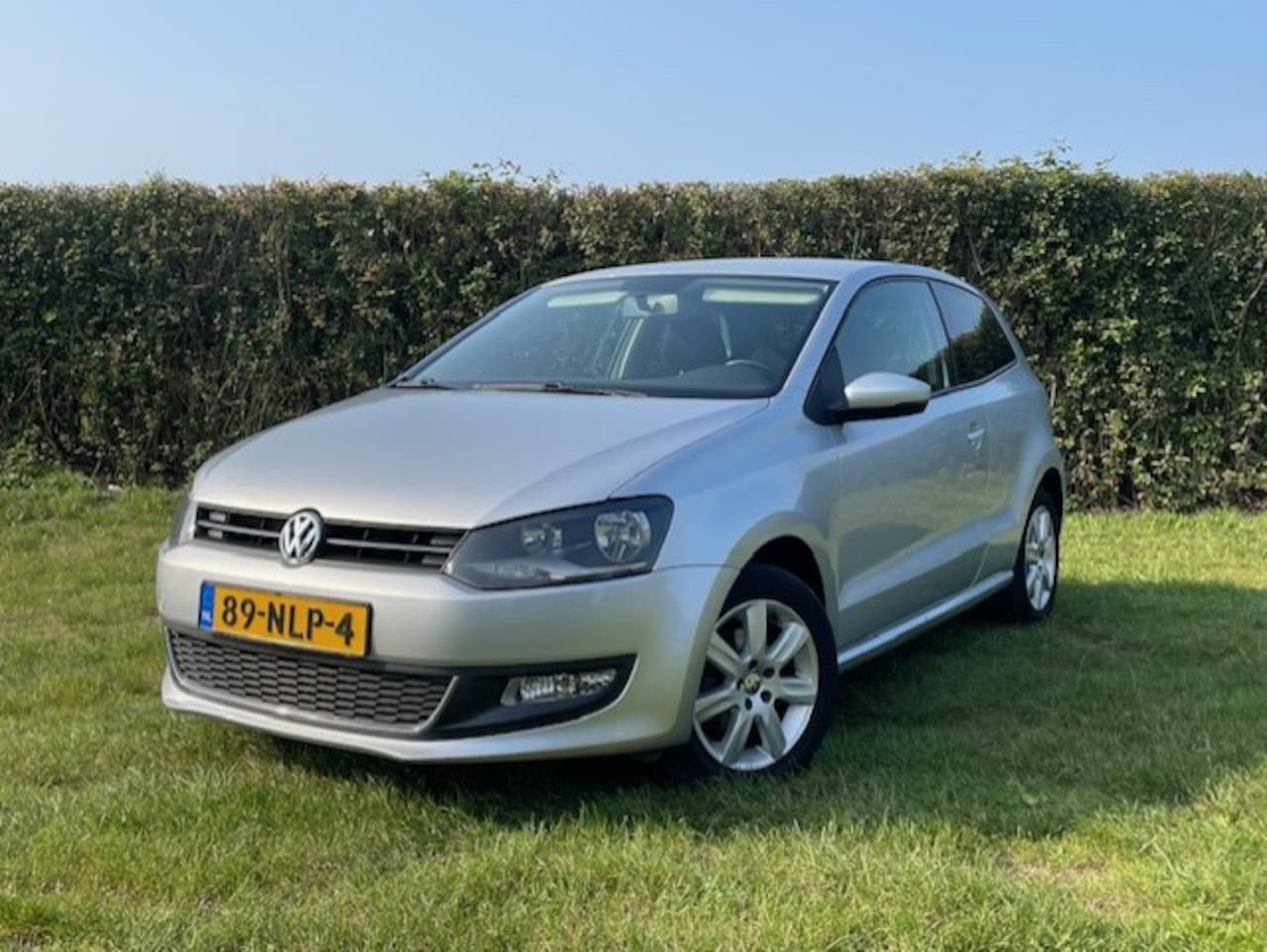 Volkswagen Polo - 1.2 TSI Highline ** NAVI, CRUISE, ALARM, PRIVACY GLAS, 15-inch LMV ** ZEER GOED ONDERHOUDE - AutoWereld.nl