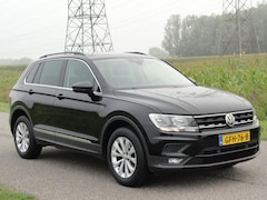 Volkswagen Tiguan - 1.4TSI 4Motion Business Met ECC+NAVIG+ELEKTR KLEP