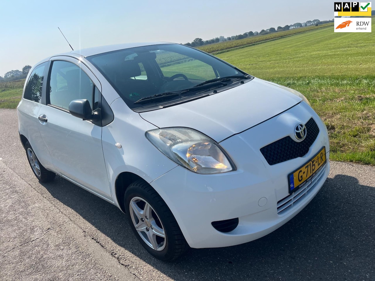 Toyota Yaris - 1.0 VVTi + / nw model - AutoWereld.nl