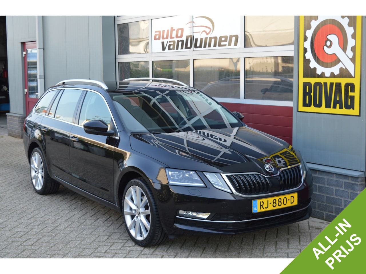 Skoda Octavia Combi - 1.0 TSI Greentech Style Business O.a: Stoelverw, Canton, Keyless, Cruise, Carplay, Etc. Al - AutoWereld.nl