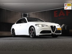 Alfa Romeo Giulia - 2.0 T Veloce AWD / 280 Pk / AUT / Pano / Acc / Lane Assist / Leder / Memory / HK / Camera