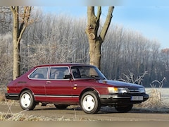 Saab 900 - 900I