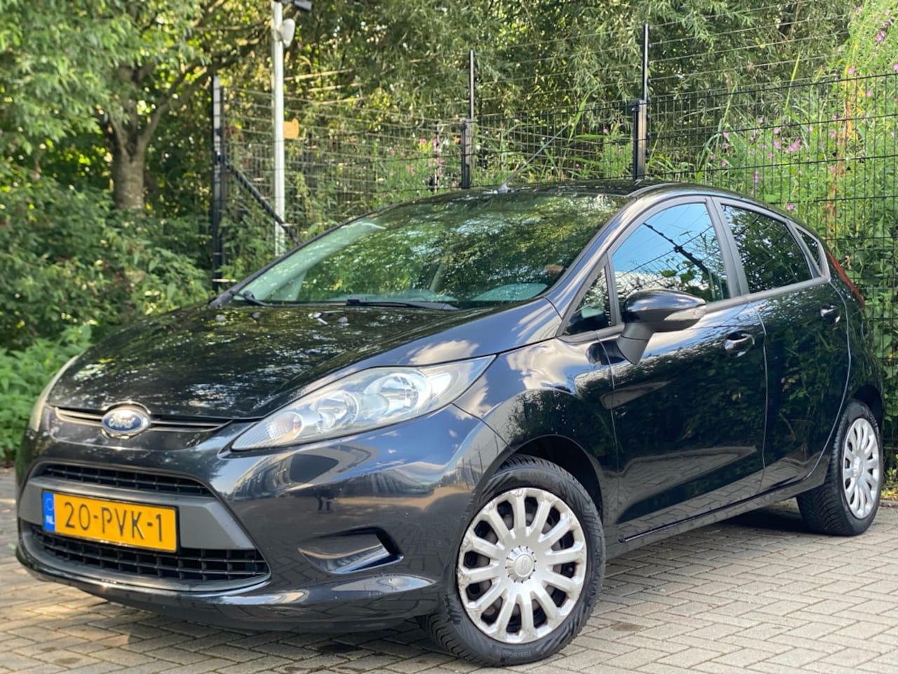 Ford Fiesta - 1.25 Titanium 5drs | AIRCO | ELEK PAKKET | CV | NAP | - AutoWereld.nl